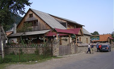 Koloava, etnick stanice